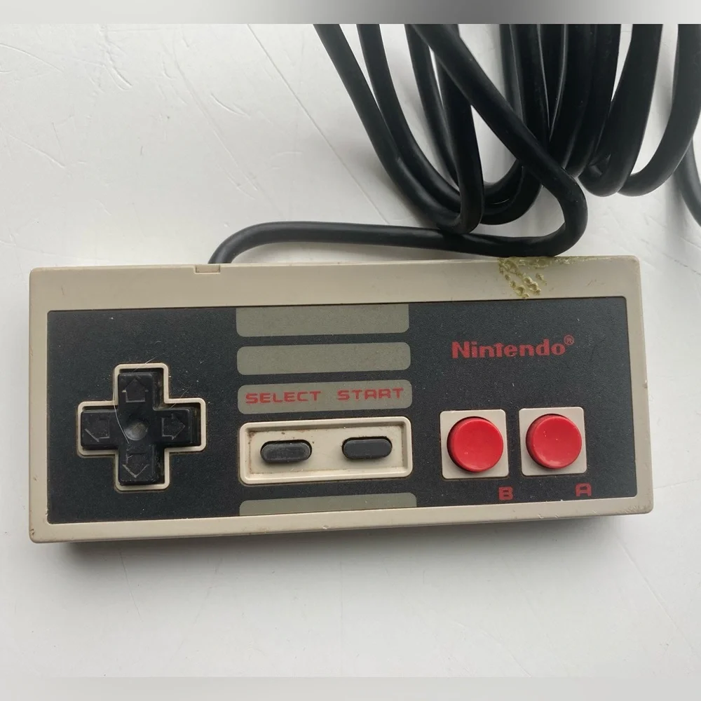 1 original Nintendo remote
